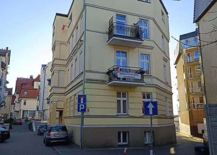 Kalina - Blisko Latarni Morskiej Appartement Kołobrzeg
